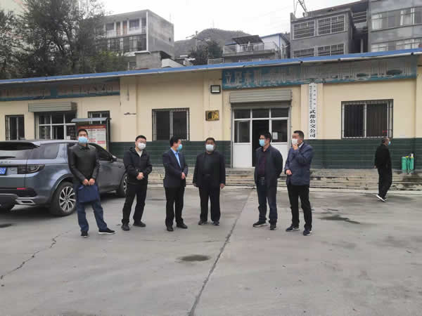 任永明檢查指導(dǎo)隴運集團公司疫